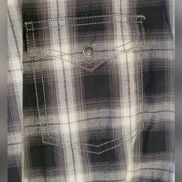 Men's Wrangler Retro long sleeve snap down shirt - Picture 2 of 5